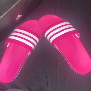 size 10 women’s adidas slide
